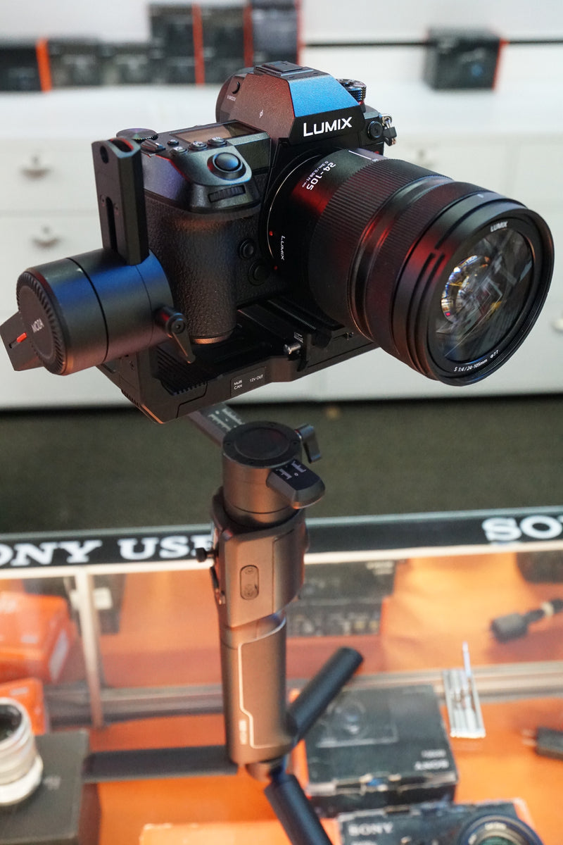 moza air 2 bmpcc 6k pro