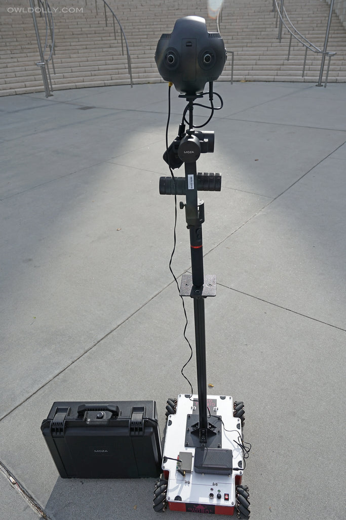 Take a spin around USC Campus with Guru 360 Rover!
