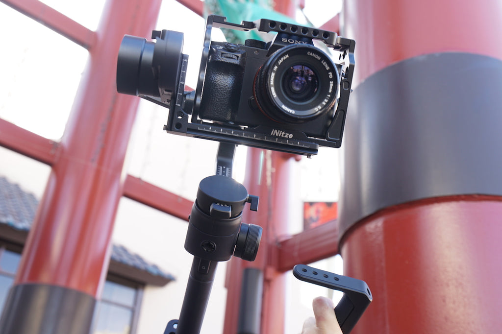 Transport the MOZA AirCross 2 with the Gimbal Bag