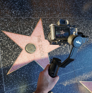 VIDEO: Strolling through Hollywood with Beholder EC1 camera stabilizer