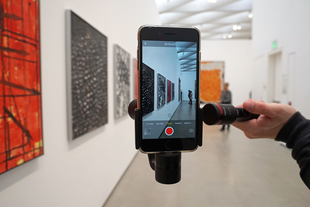 Live Streaming At The Museum With MOZA Mini-C Smartphone Stabilizer!