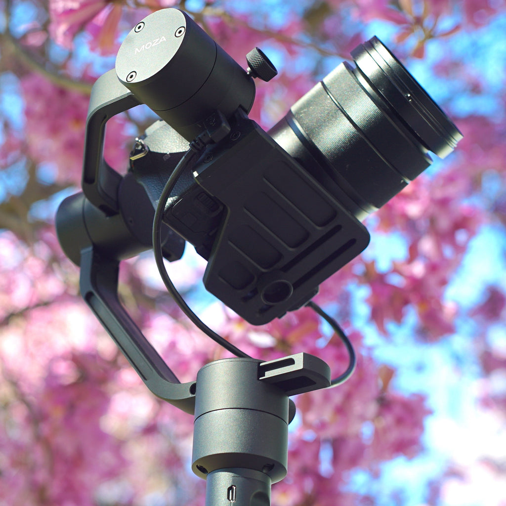 No angle is unreachable with MOZA Air gimbal stabilizer!
