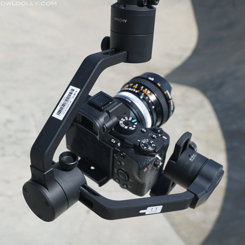 New Video! MOZA AirCross Gimbal Takes Skateboarding To New Heights At Venice Skatepark!